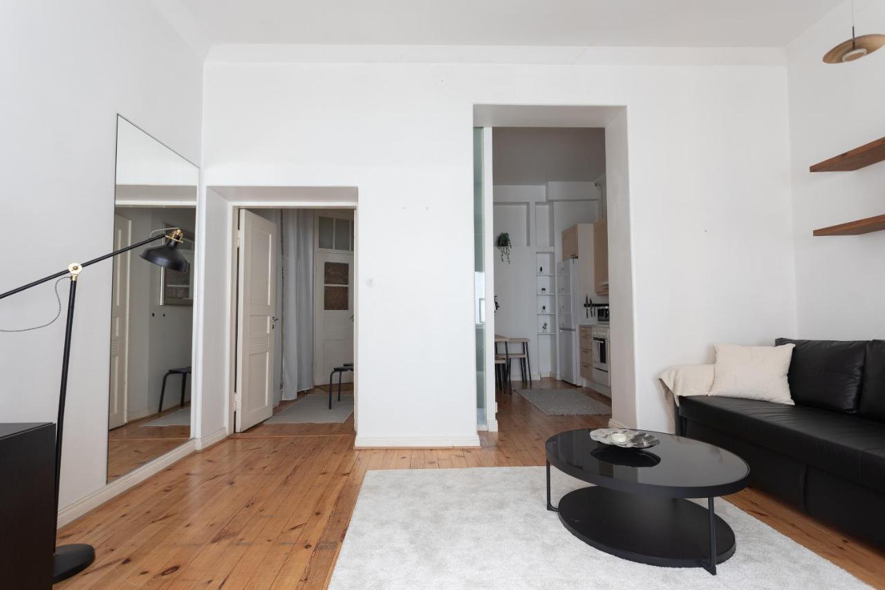 Idyllinen Valoisa Huoneisto Ullanlinnassa. Helsinki Bagian luar foto